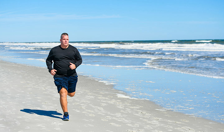 720x425_Warrior Josh Wathen Running Along The Beach