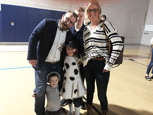 U.S. Marine veteran Dan Hanson with his family.