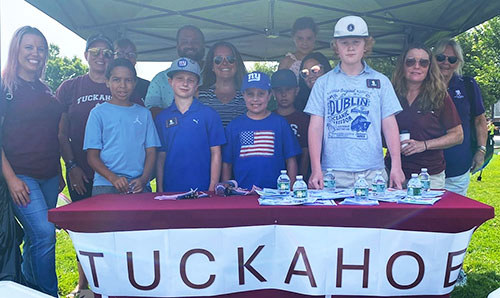 Students and teachers from Tuckahoe Common School District.