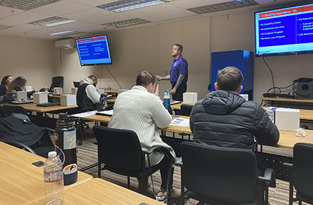 Service members attend a WWP Transition Ready program presentation